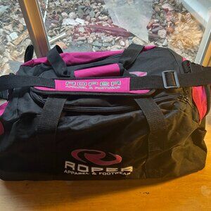 Roper Apparel and Footwear Duffel Bag Pink and Black Travel Gym Bag 24"×14"×10"